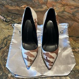 RARE Giuseppe Zanotti Yvette Camouflage Pump